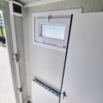 premium_toilettencontainer_ral7016_steckdosen