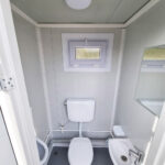 sanitaercontainer_ral9002_maennertoilette